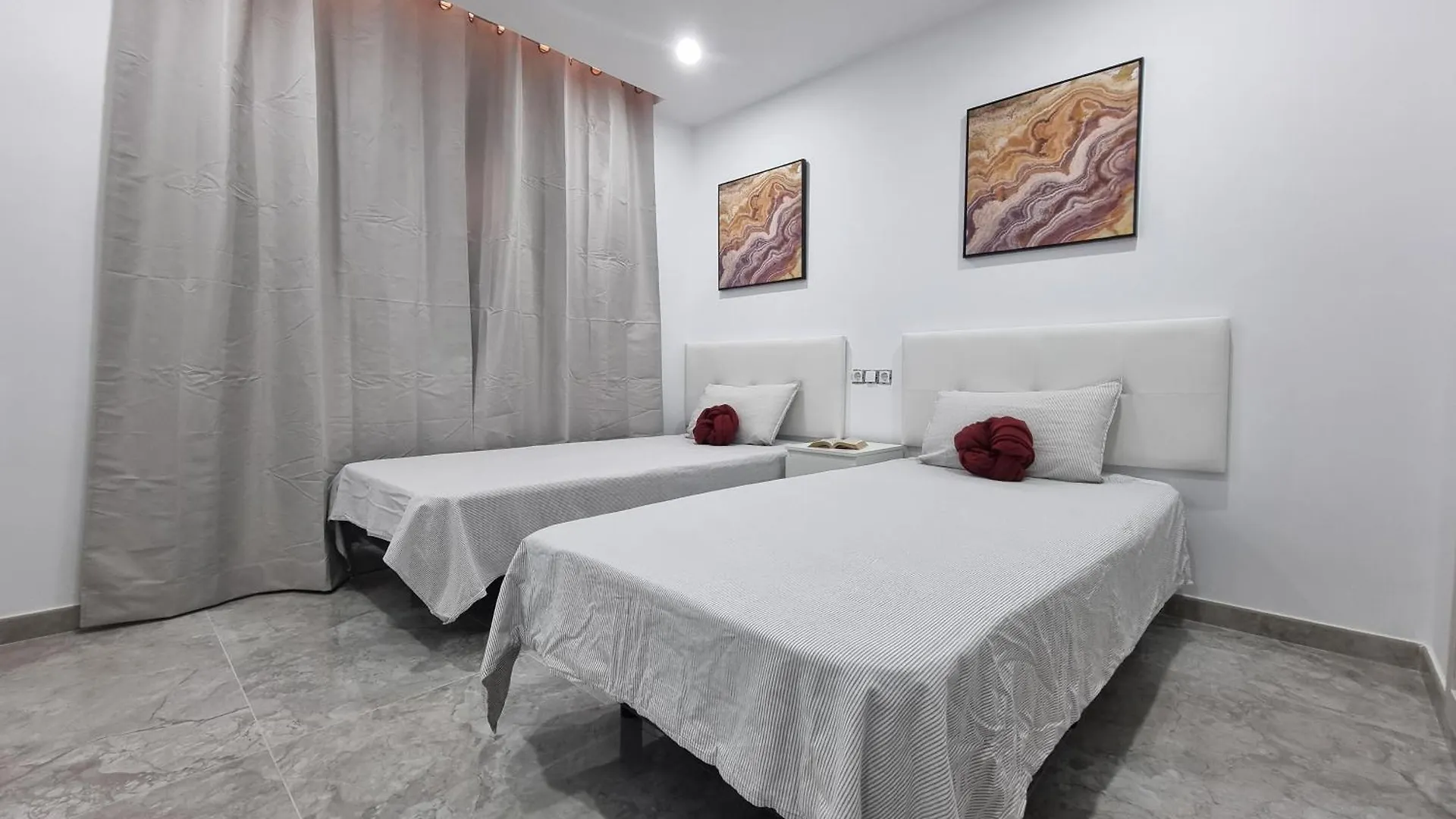 Apartment Two-Bedroom ,Central,Wifi,Sea View Los Cristianos