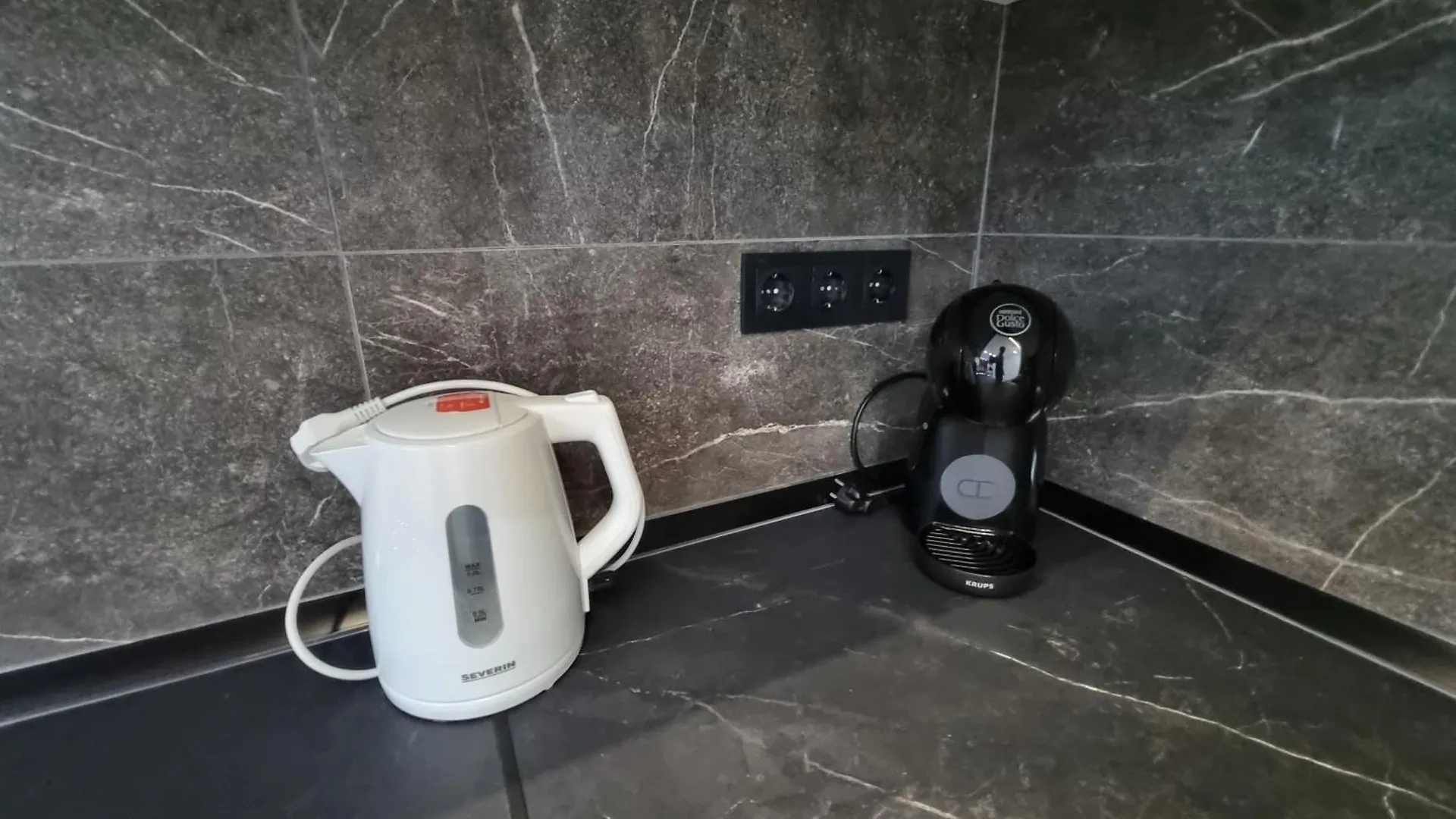 Appartement Two-Bedroom ,Central,Wifi,Sea View Los Cristianos  Espagne