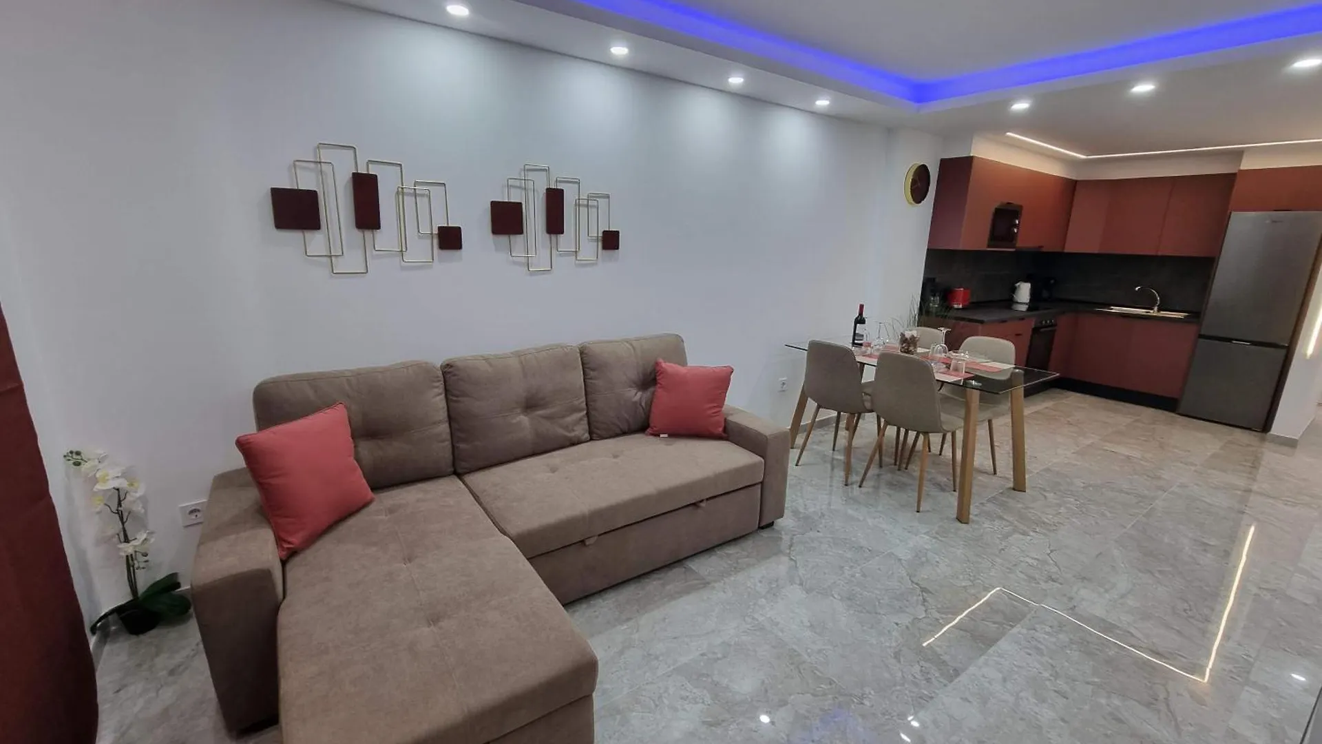 Two-Bedroom ,Central,Wifi,Sea View Los Cristianos